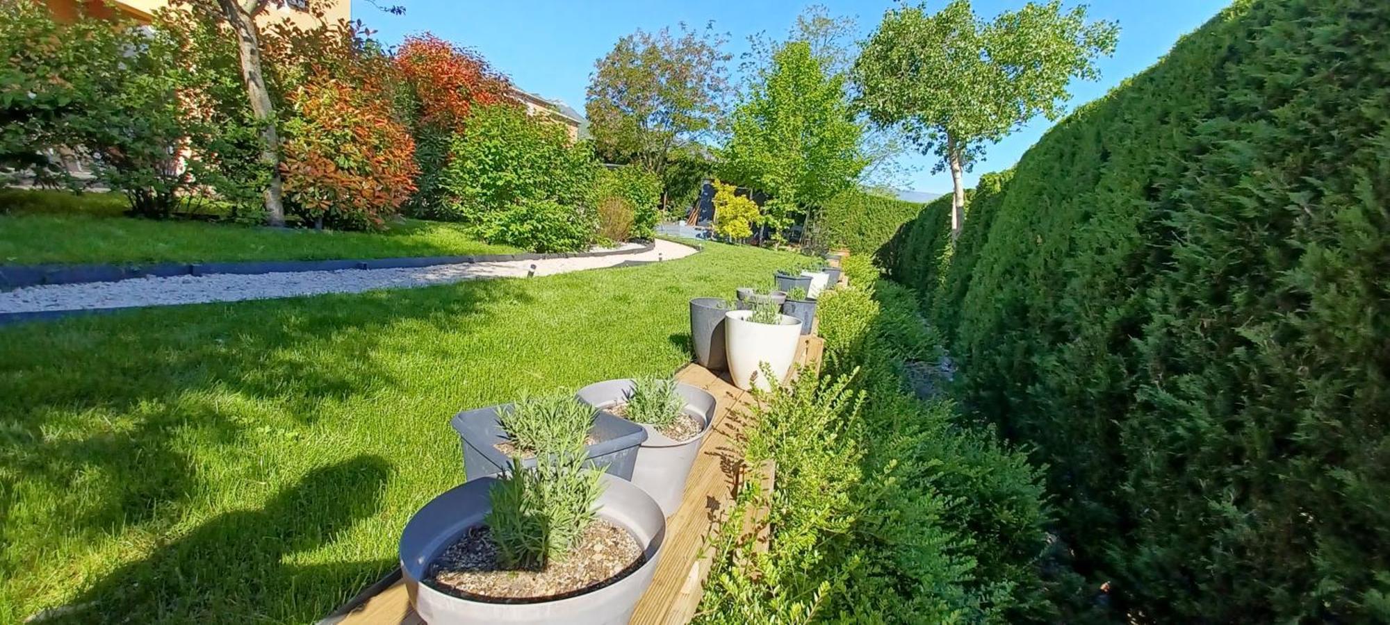 Appartement Entre Sisteron Et Gorges De La Meouge " Les Hauts De Toscane " Ribiers Luaran gambar