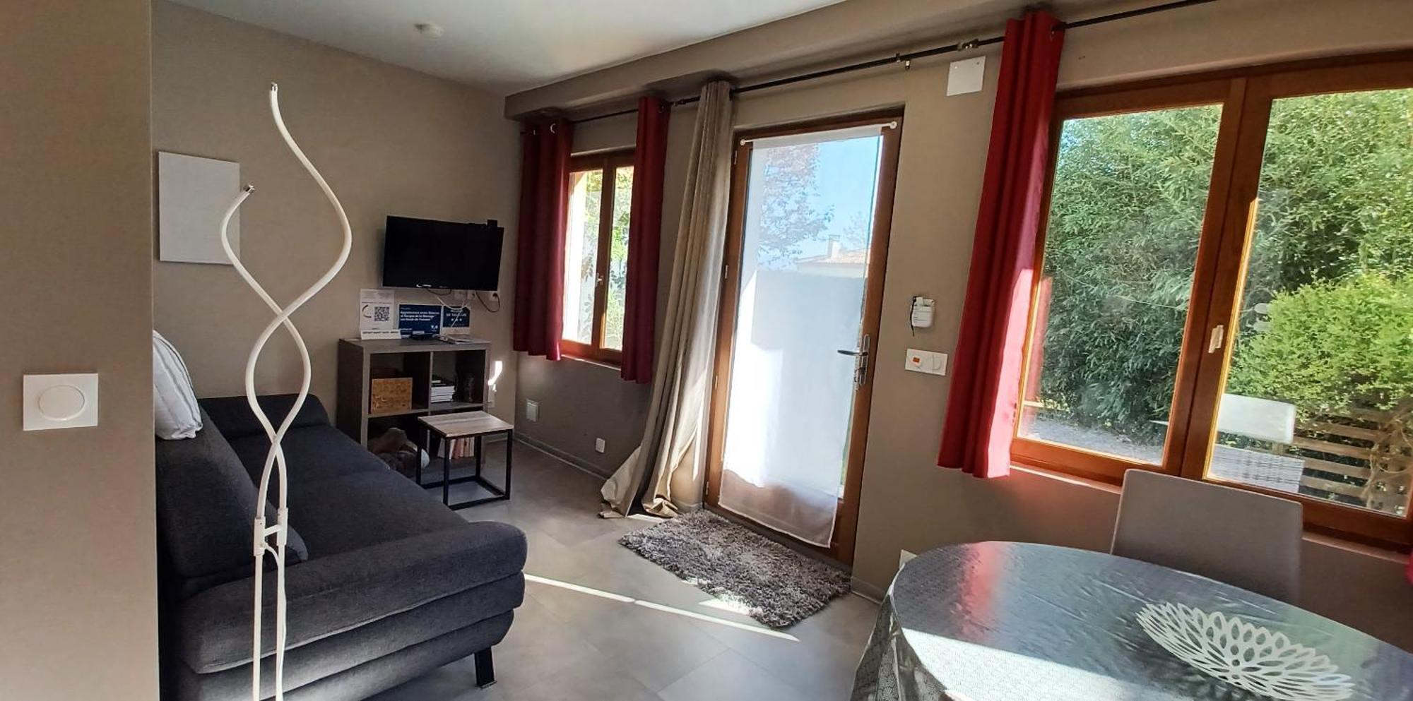 Appartement Entre Sisteron Et Gorges De La Meouge " Les Hauts De Toscane " Ribiers Luaran gambar